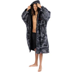 2021 Dryrobe Advance Long Sleeve Premium Outdoor Change Robe LSDABB - Black Camo Colour Black Camo -Equestrian Sports Store 4559 202320Dryrobe20Advance20Long20Sleeve20Changing20Robe2020Poncho20DR10020 20Black20Camo2022.700x700