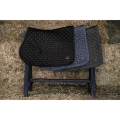 2022 Eskadron Glitter Mesh Saddle Cloth 218673502 - Dove Blue 7 2022 Eskadron Glitter Mesh Saddle Cloth 218673502 - Dove Blue -Equestrian Sports Store 5685 esk 0222 kam 218673 502 xxx.700x700