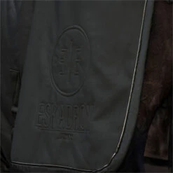 2022 Eskadron Jersey Fauxfur Sweat Rug 128673285190 - Dark Olive -Equestrian Sports Store 5697 202220Eskadron20Jersey20Fauxfur20Sweat20Rug2012867328519020 20Dark20Olive20Close20Up203.700x700