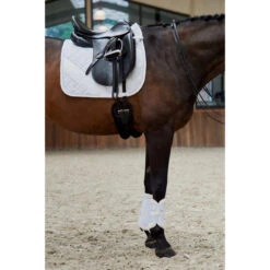 2023 Eskadron Glitter Mesh Saddle Cloth 218631 502 - White Colour White 7 2023 Eskadron Glitter Mesh Saddle Cloth 218631 502 - White Colour White -Equestrian Sports Store 6280 esk 0123 kam 218631 502 010 555131 663 0102.700x700