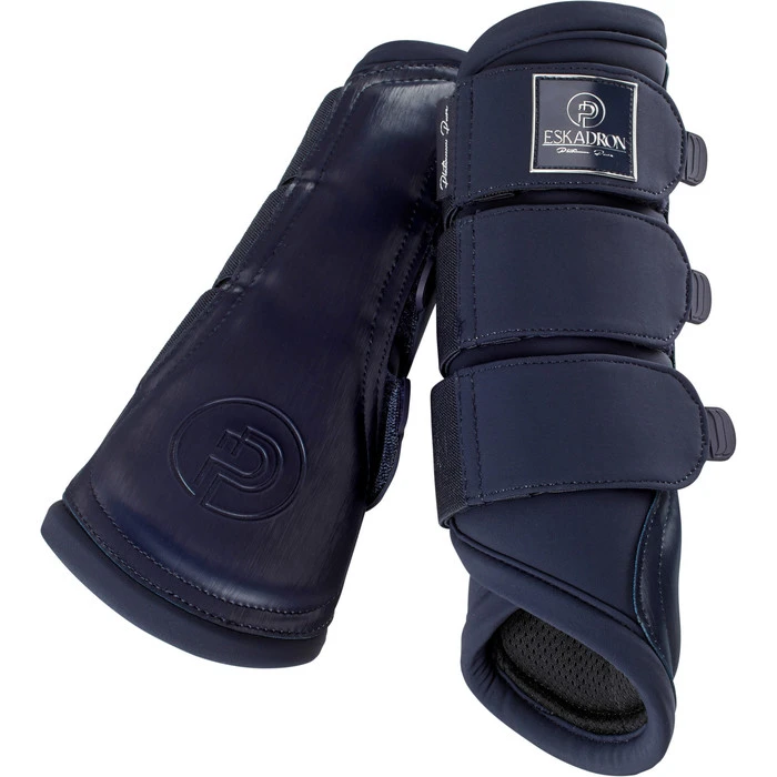 2023 Eskadron Satin Cloud Saddle Cloth & Softshell Tendon Boots Bundle 218031555031 - Navy 3 2023 Eskadron Satin Cloud Saddle Cloth & Softshell Tendon Boots Bundle 218031555031 - Navy - Image 3