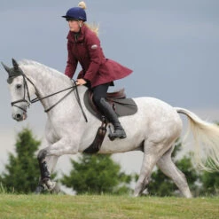2023 Weatherbeeta Prime Jump Shaped Saddle Pad 1000747 - Olive Colour Olive -Equestrian Sports Store 6398 Weatherbeeta20Prime20Jump20Shaped20Saddle20Pad20100074720 20Olive202.700x700