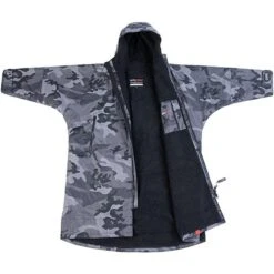2021 Dryrobe Advance Long Sleeve Premium Outdoor Change Robe LSDABB - Black Camo Colour Black Camo